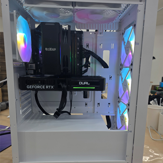 피씨스토어 베스트 게이밍PC i5 13400F RTX5060 (16GB, M.2 500GB)